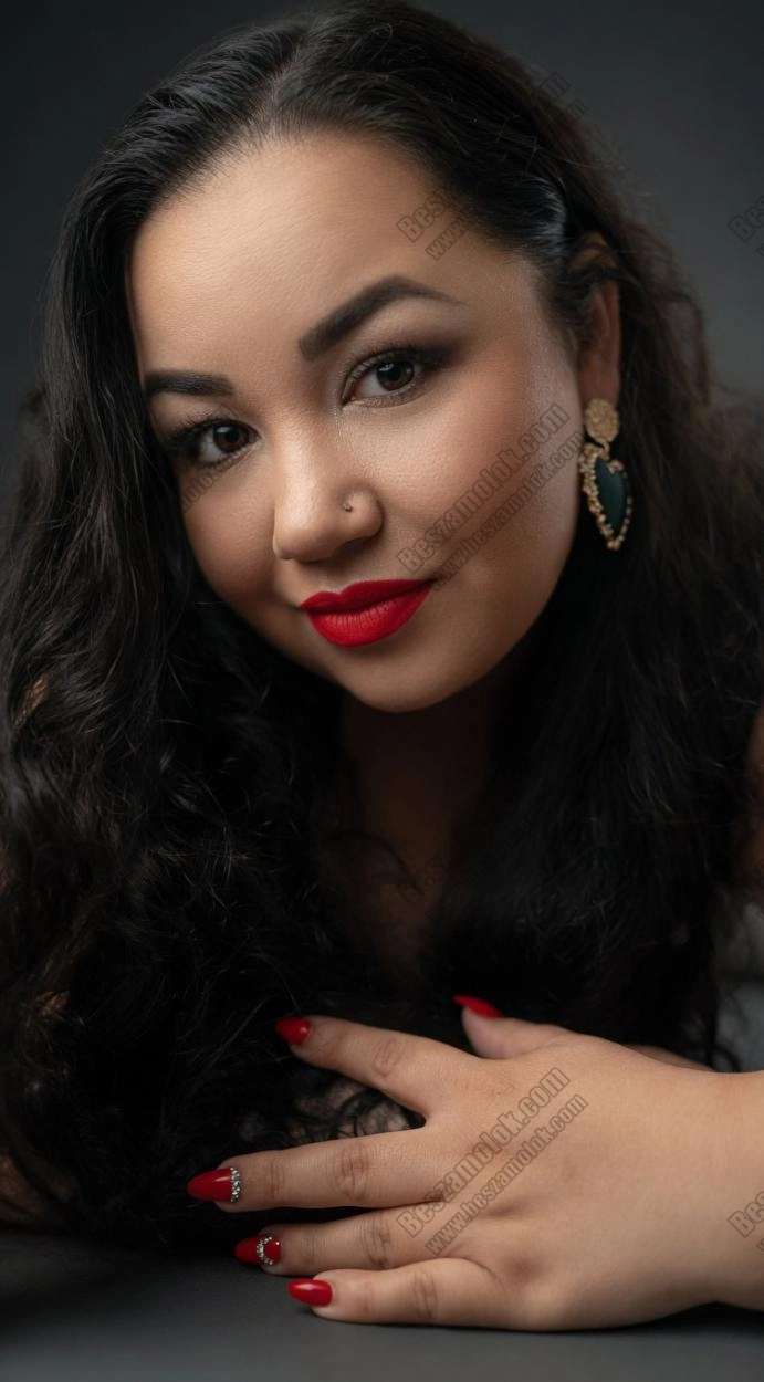 Solara Veyra - +36 30 337 9438 - francia imado foto